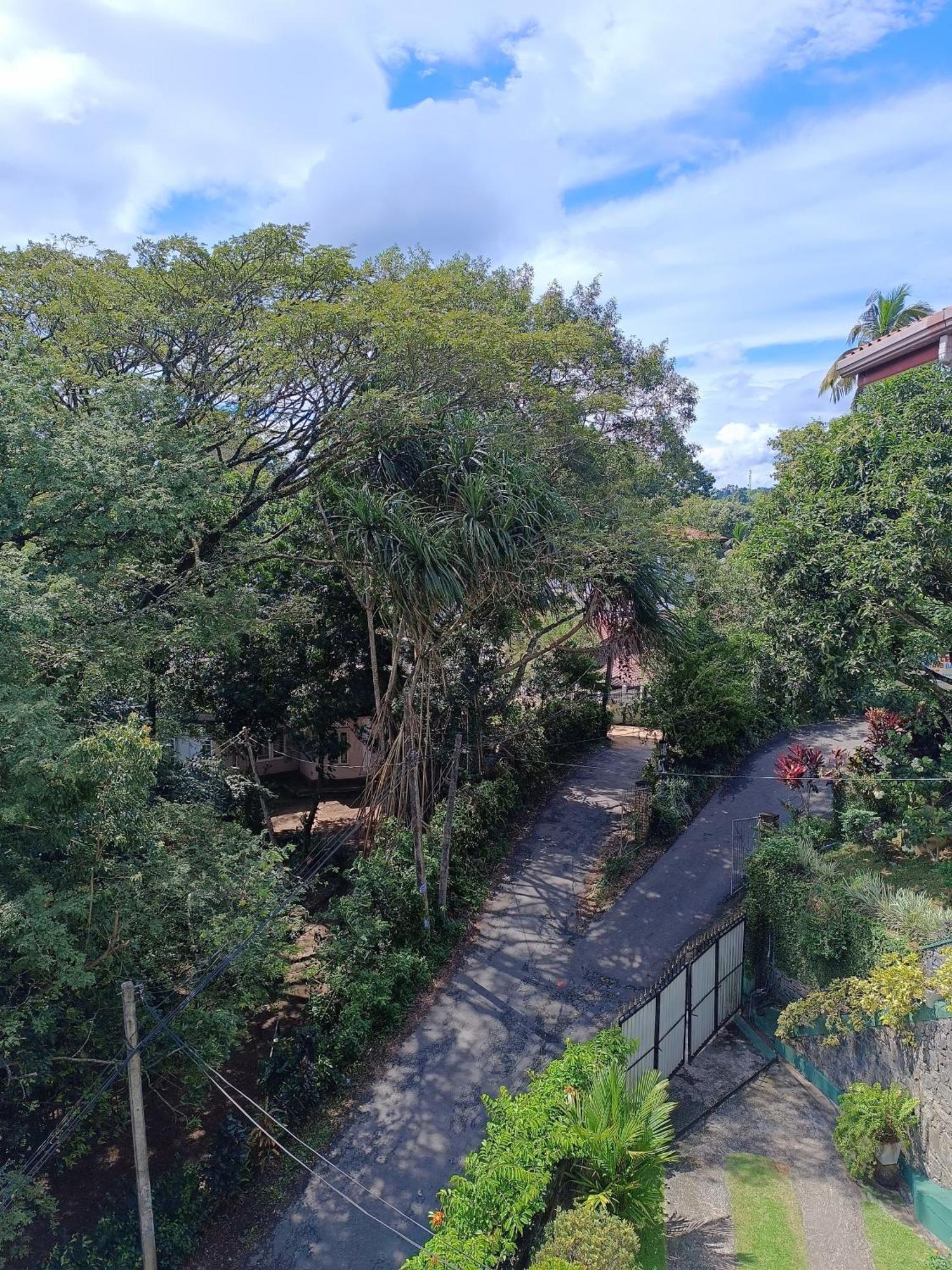 Ferienwohnung Shalom Peradeniya Exterior foto